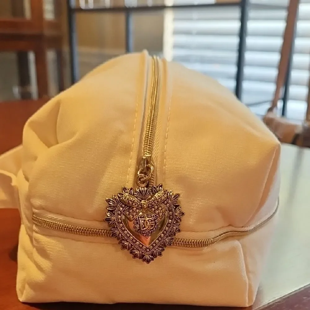 Dolce & Gabbana  Devotion Cream Pouch